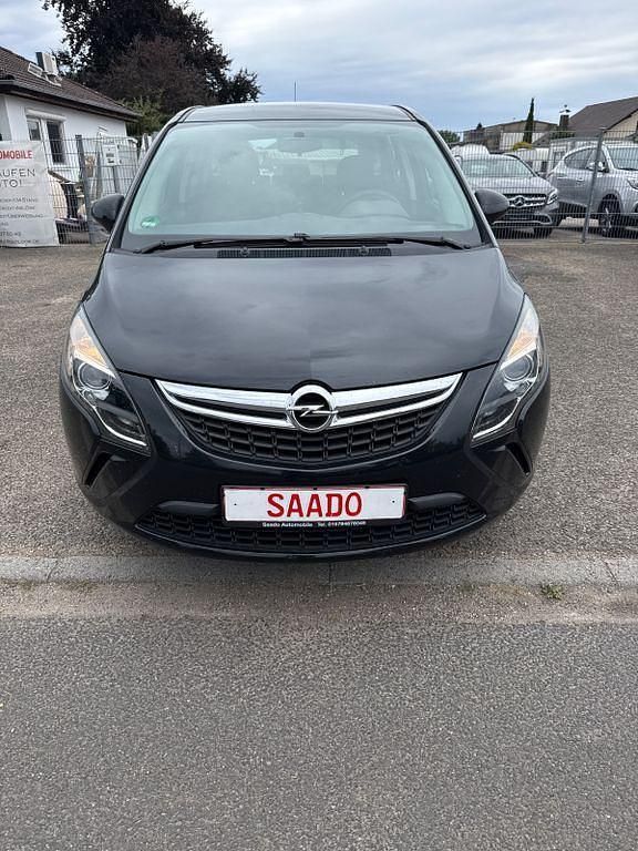 Schwarz Gebraucht 2016 Opel Zafira Tourer Selection Van / Kleinbus | 7.999 € (Fairer Preis) - Bild 1/4