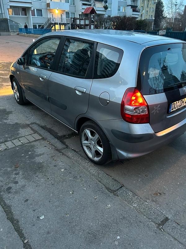 Gebraucht Honda Jazz 83 PS (61 kW) 2008 Grau Kleinwagen