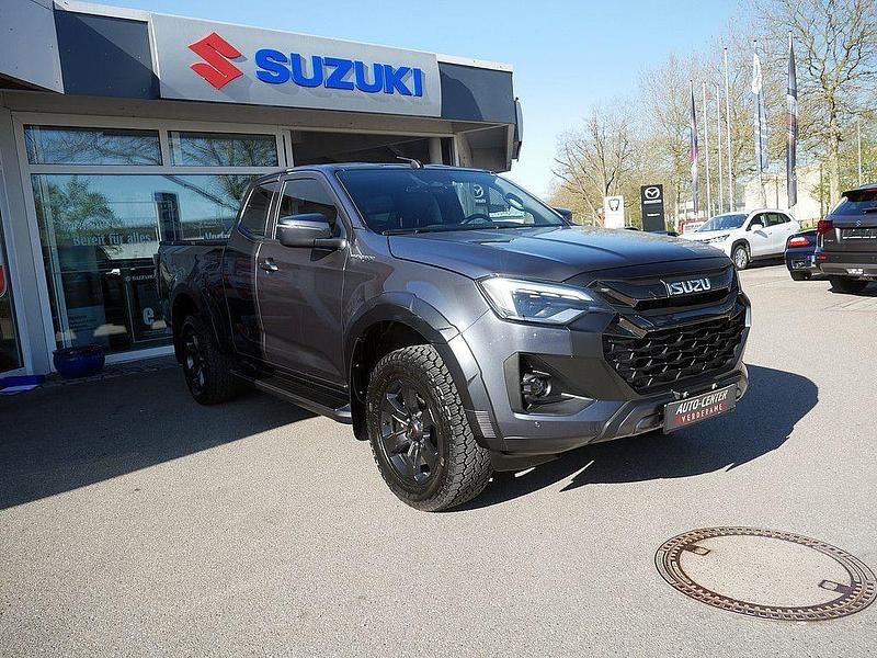 Gebraucht Isuzu D-Max 163 PS (119 kW) 2025 Grau Pickup