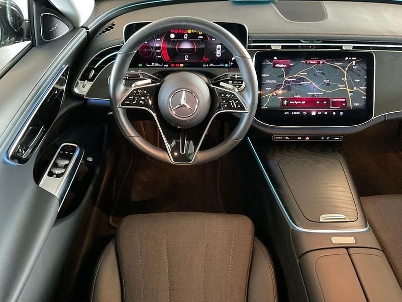 Gebraucht Mercedes E220 Avantgarde 197 PS (144 kW) 2024 Graphitgrau Limousine