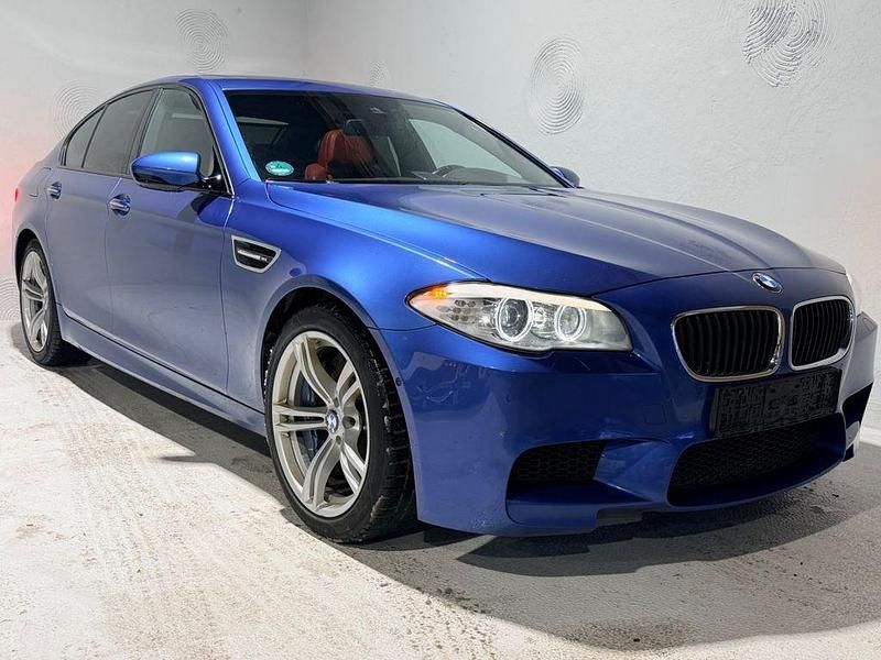 Gebraucht BMW M5 Shadowline 560 PS (411 kW) 2012 Blau Limousine
