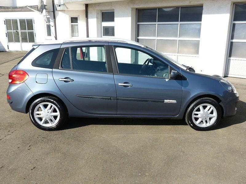 Gebraucht Renault Clio II Rip Curl 101 PS (74 kW) 2009 Grau Limousine