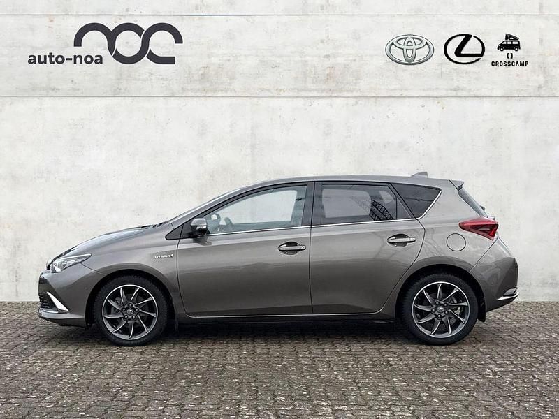Gebraucht Toyota Auris Hybrid Team 136 PS (100 kW) 2016 Grau Limousine
