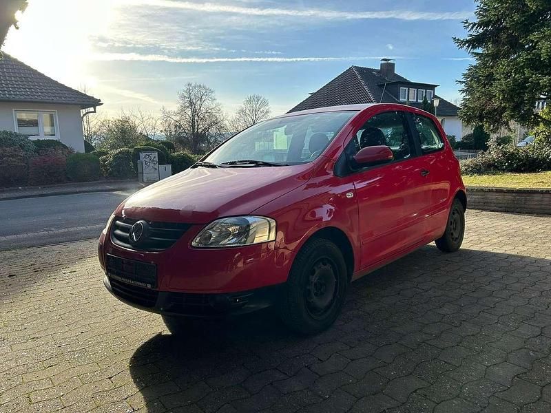 Gebraucht 2011 VW Fox Refresh Kleinwagen | 1.500 € (Fairer Preis) - Bild 1/4