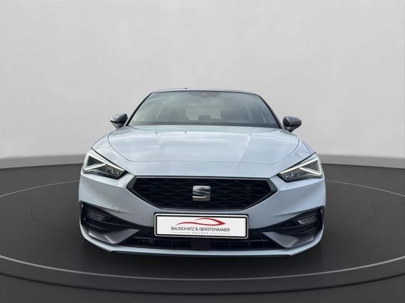 Gebraucht Seat Leon FR 150 PS (110 kW) 2024 Weiss Limousine