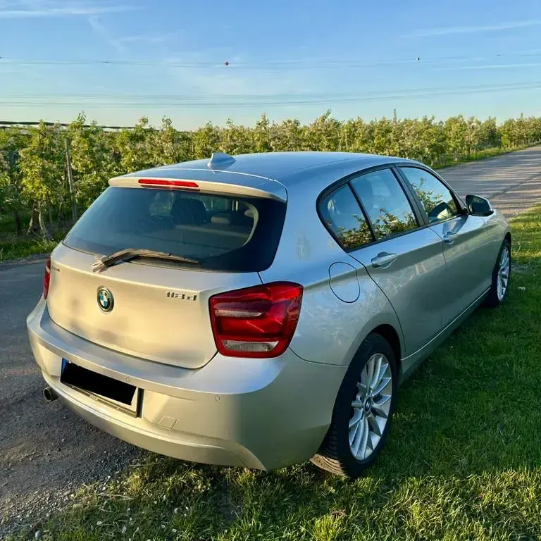 Gebraucht BMW 118 143 PS (105 kW) 2014 Silber Kleinwagen