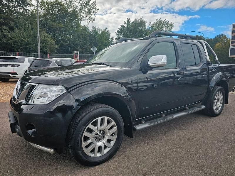 Black (m) Gebraucht 2013 Nissan Navara Abholung | 9.950 € (Superpreis) - Bild 1/4