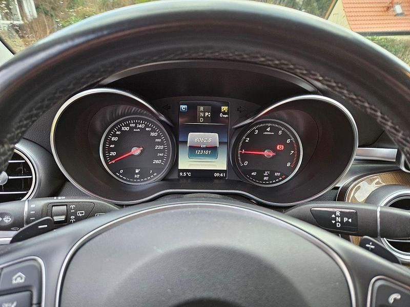 Gebraucht Mercedes C180 156 PS (114 kW) 2016 Grau Kombi