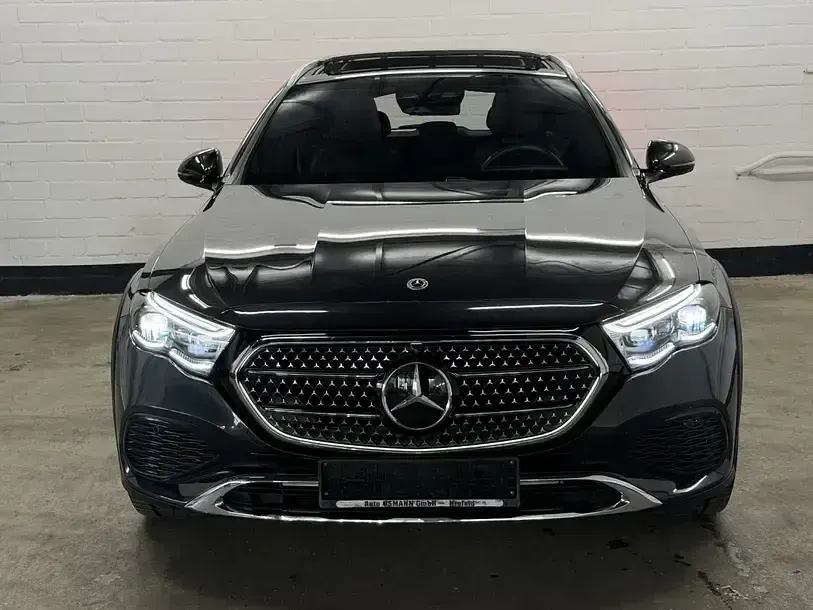 Gebraucht Mercedes E450 Avantgarde 404 PS (297 kW) 2024 Grafitgrau  metalliclack Kombi