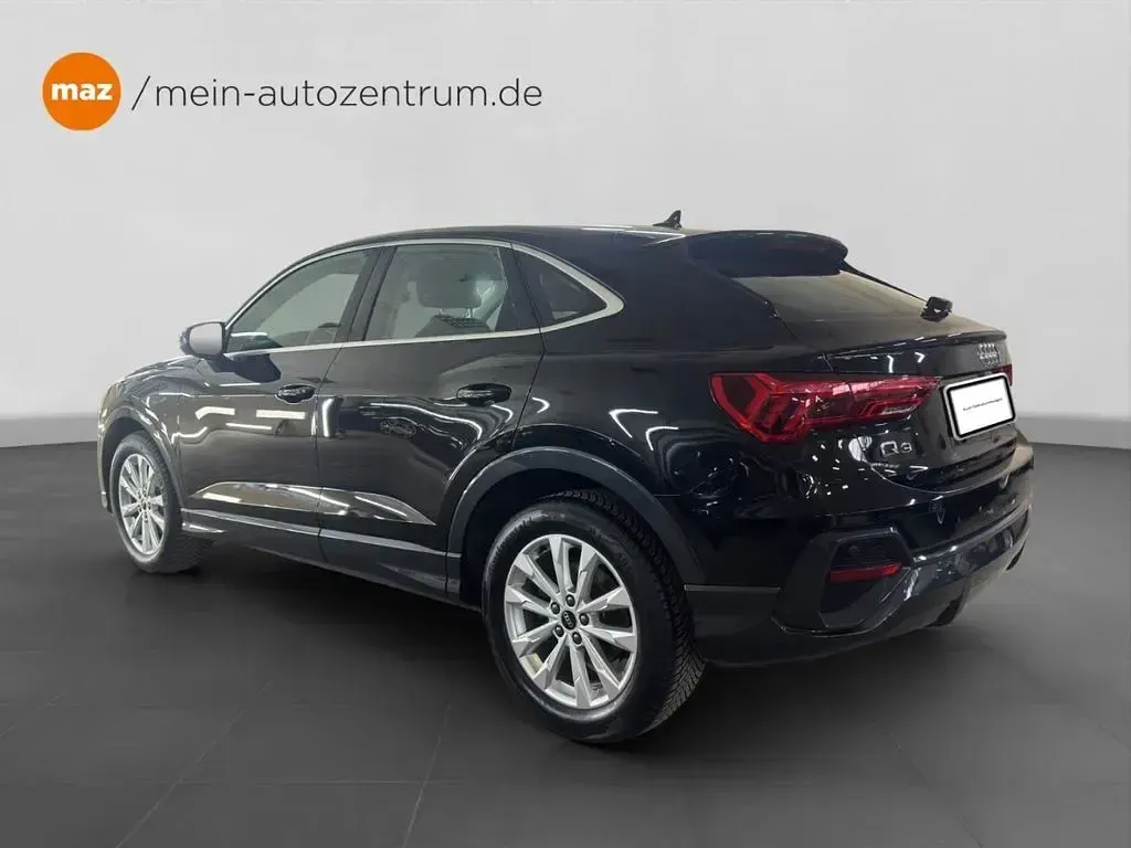 Gebraucht Audi Q3 Sportback Performance 150 PS (110 kW) 2022 Mythosschwarz metallic SUV