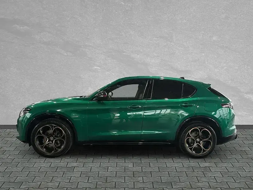 Gebraucht Alfa Romeo Stelvio 280 PS (205 kW) 2026 Verde montreal SUV