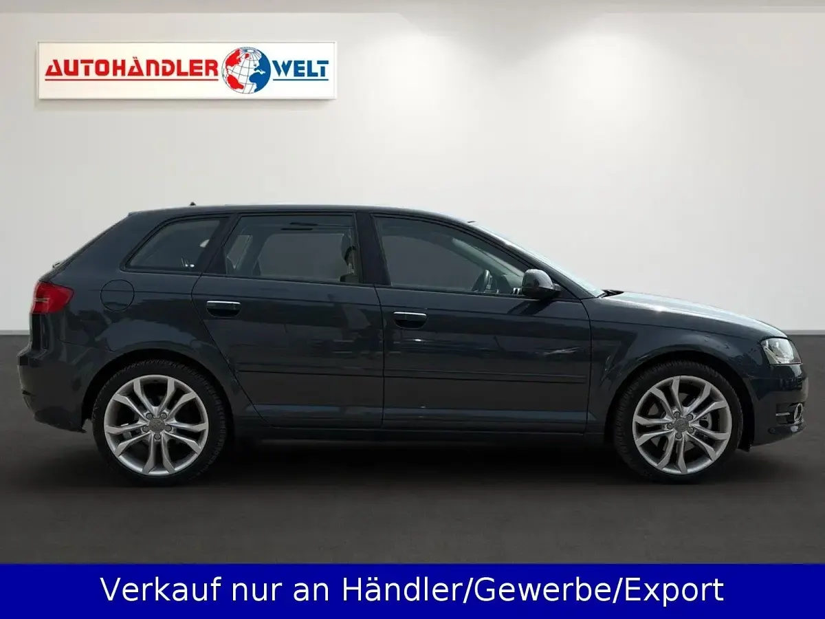 Gebraucht Audi A3 Attraction 200 PS (147 kW) 2010 Grau Kleinwagen