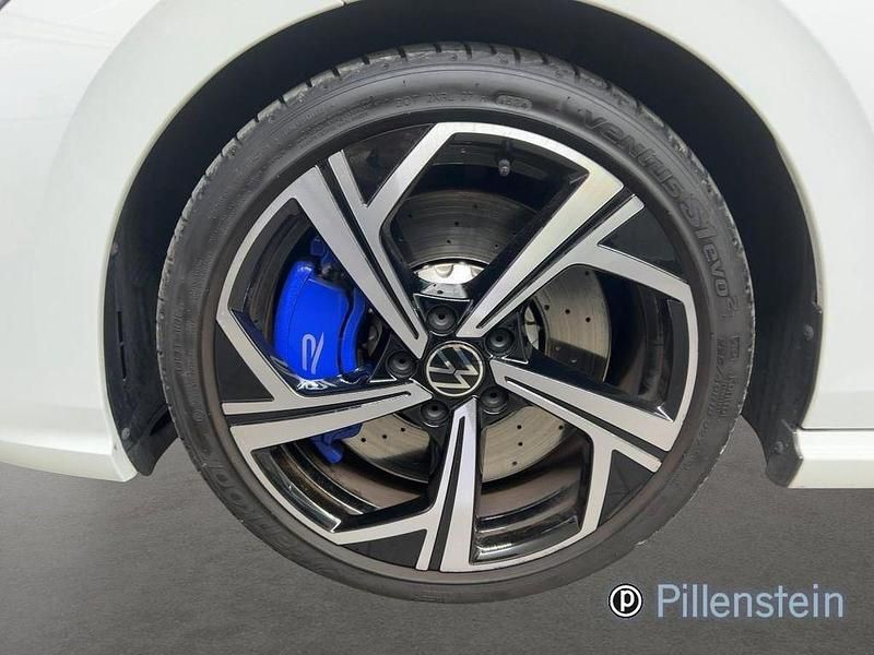 Gebraucht VW Golf VIII R 320 PS (235 kW) 2023 Weiß Limousine