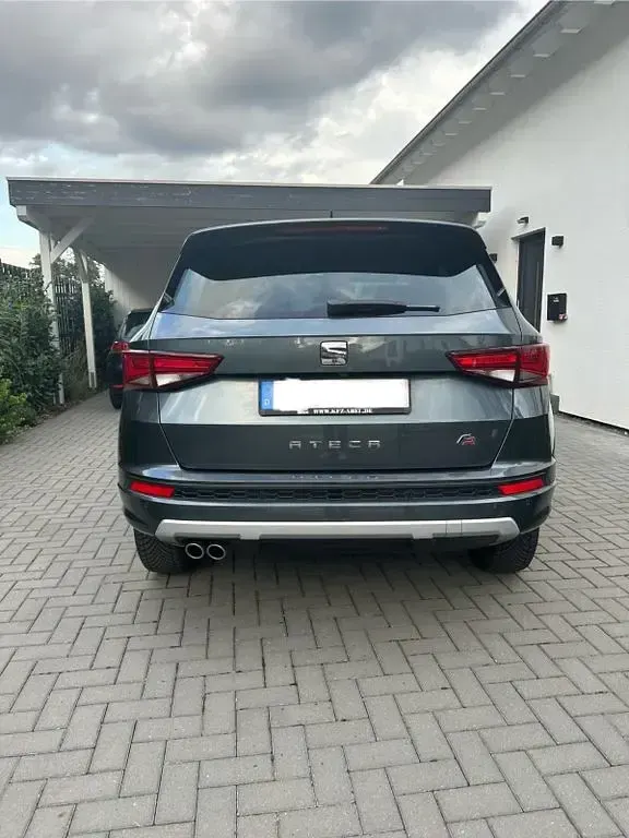 Używany Seat Ateca FR 150 KM (110 kW) 2019 Szary SUV