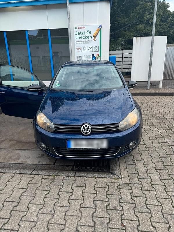 Blau Gebraucht 2012 VW Golf VI Limousine | 3.500 € (Superpreis) - Bild 1/4