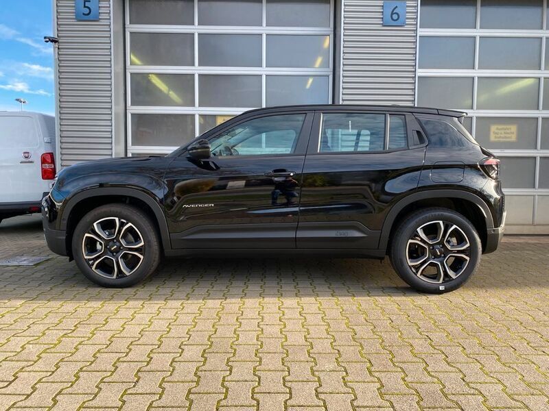 Gebraucht Jeep Avenger Altitude 101 PS (74 kW) 2023 Schwarz SUV