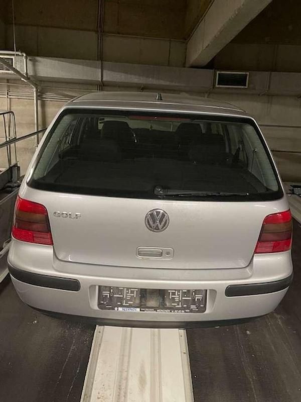 Gebraucht VW Golf IV 75 PS (55 kW) 2000 Silber Kleinwagen