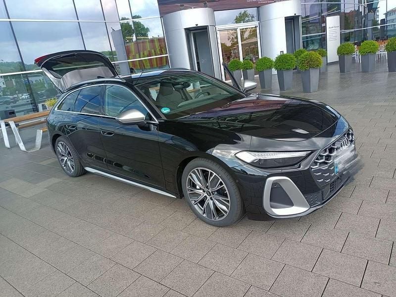 Schwarz Gebraucht 2025 Audi S5 Ambiente Kombi | 74.299 € (Superpreis) - Bild 1/4