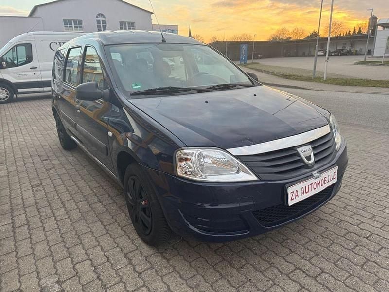Gebraucht Dacia Logan MCV Basis 75 PS (55 kW) 2010 Limousine