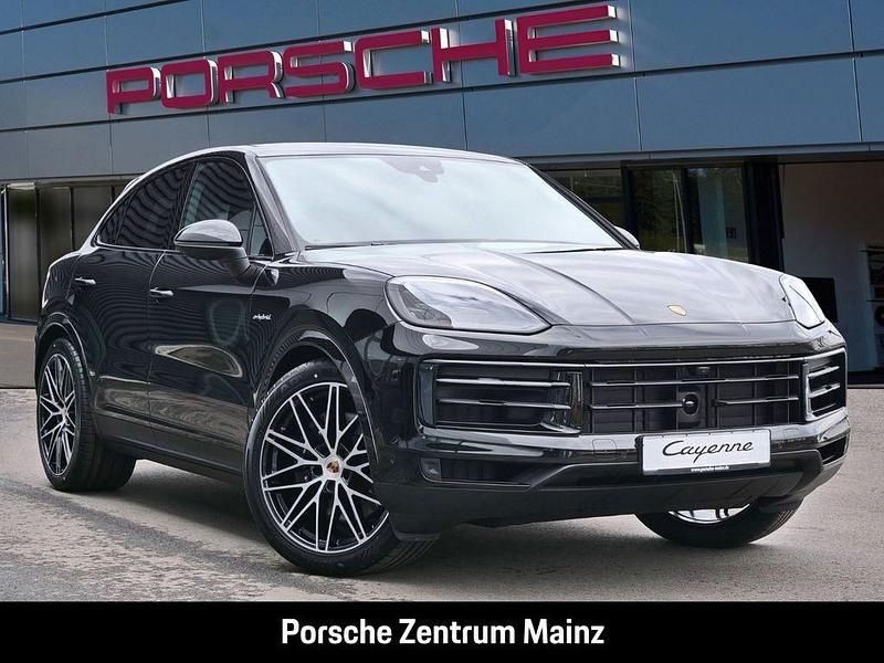 Gebraucht Porsche Cayenne 470 PS (345 kW) 2025 Schwarz SUV
