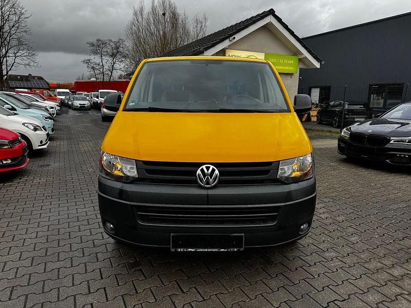 Gebraucht VW Transporter 140 PS (102 kW) 2015 Gold Van