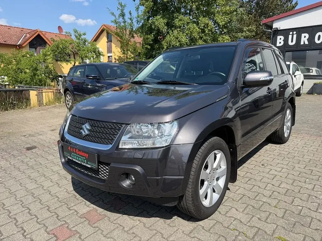 Gebraucht Suzuki Grand Vitara Comfort 169 PS (124 kW) 2008 Grau SUV