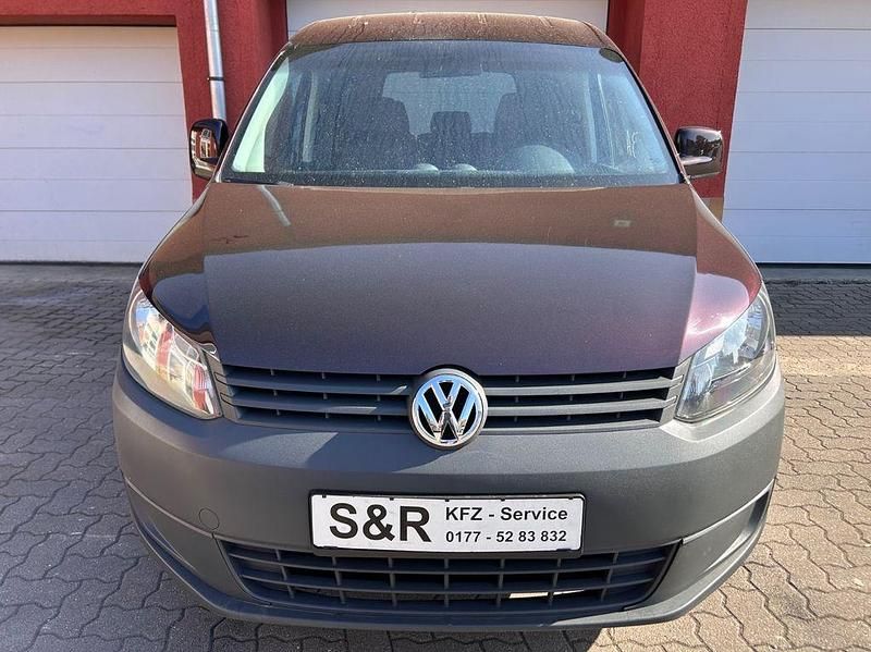Gebraucht VW Caddy Trendline 86 PS (63 kW) 2014 Schwarz Van / Kleinbus