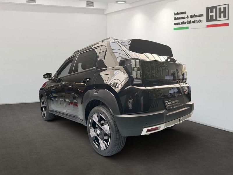 Neu Fiat Grande Panda La Prima 110 PS (80 kW) 2026 Schwarz Kleinwagen