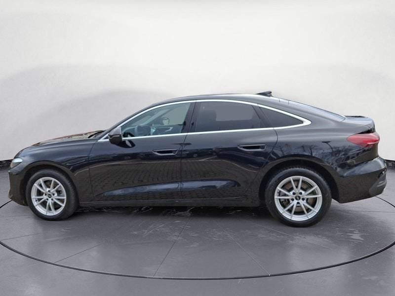 Gebraucht Audi A5 Ambiente 204 PS (150 kW) 2025 Schwarz Limousine