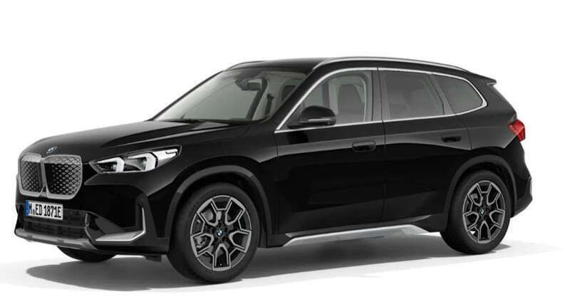 Schwarz uni Neu 2025 BMW iX1 xLine SUV | 54.500 € (Etwas zu teuer) - Bild 1/4