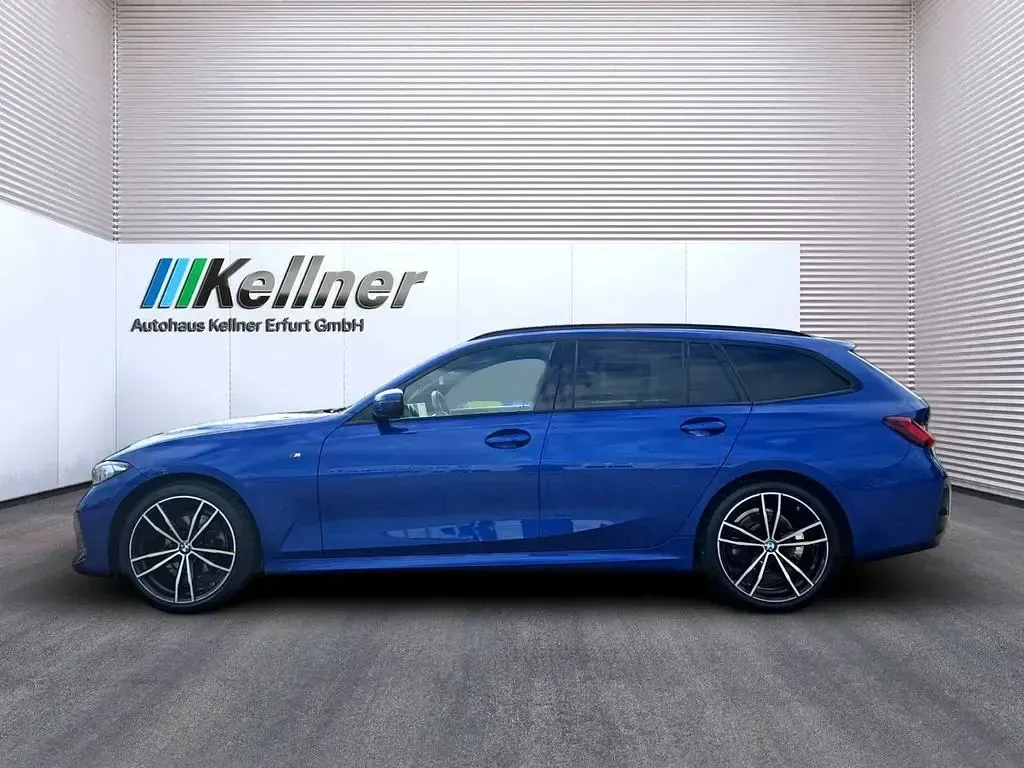Gebraucht BMW 320 M Sport 190 PS (139 kW) 2023 Blau Limousine