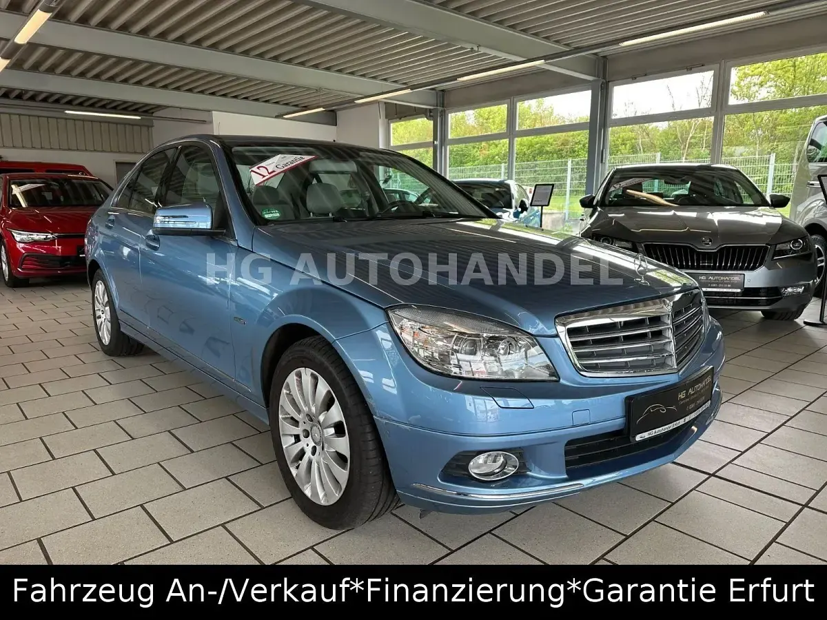 Gebraucht Mercedes C180 156 PS (114 kW) 2010 Blau Limousine