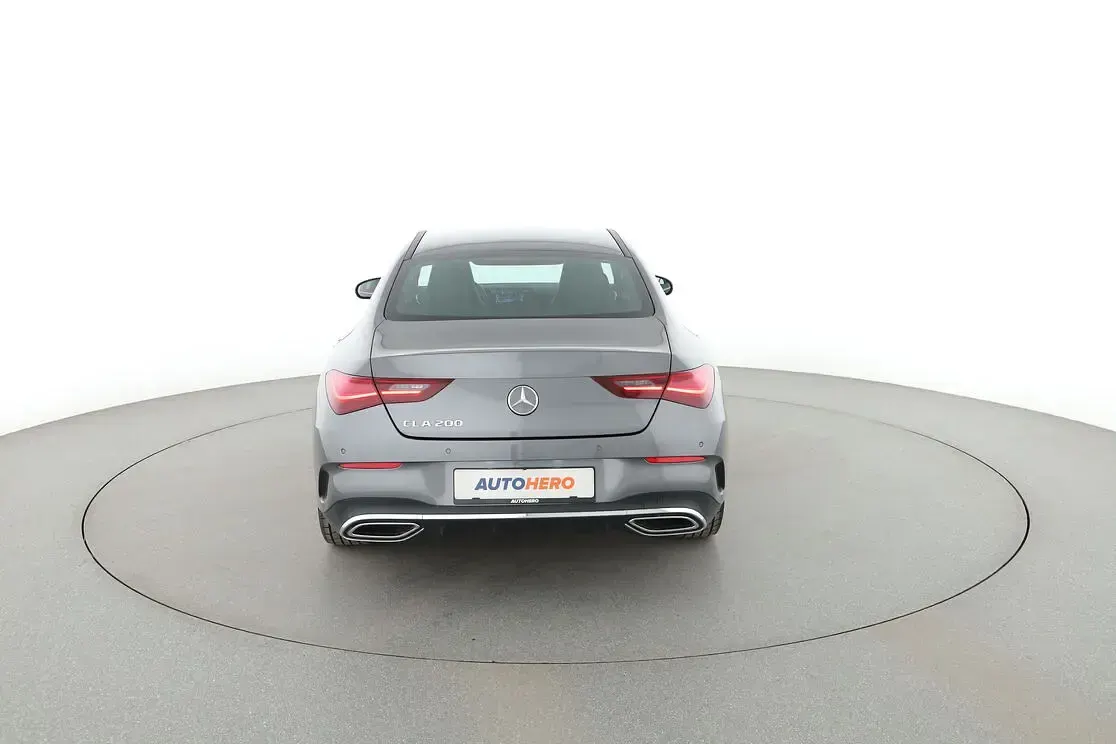Gebraucht Mercedes CLA200 AMG line 177 PS (130 kW) 2024 Grau Limousine