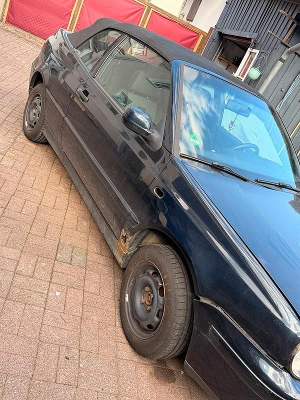 Gebraucht VW Golf Cabriolet 115 PS (84 kW) 2002 Andere farben Cabrio