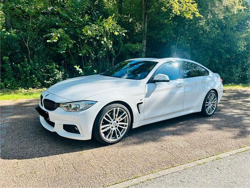 Weiß Gebraucht 2015 BMW 420 Gran Coupé M Sport Coupé | 21.950 € (Fairer Preis) - Bild 1/4
