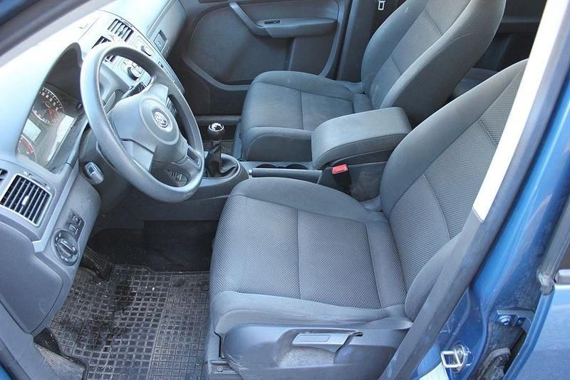 Gebraucht VW Touran 105 PS (77 kW) 2012 Blau Van / Kleinbus
