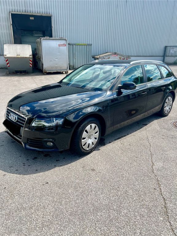 Schwarz Gebraucht 2010 Audi A4 Attraction Kombi | 7.990 € (Fairer Preis) - Bild 1/4