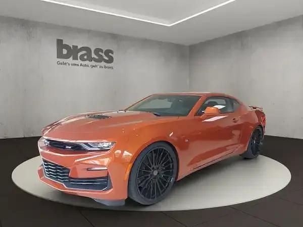 Farbe: vivid orange metallic Neu 2025 Chevrolet Camaro Coupé | 66.900 € - Bild 1/4