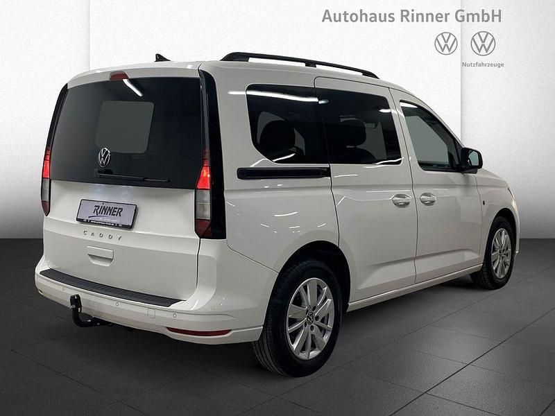 Gebraucht VW Caddy Life 114 PS (83 kW) 2022 Weiß Van / Kleinbus