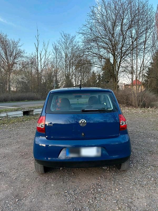 Gebraucht VW Fox 50 PS (36 kW) 2009 Blau Kleinwagen