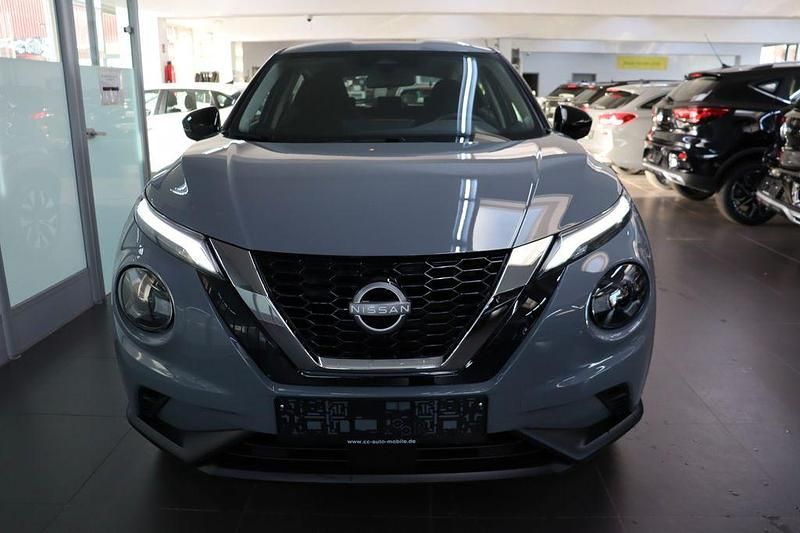 Gebraucht Nissan Juke Acenta 114 PS (83 kW) 2024 Ceramic grau kby SUV