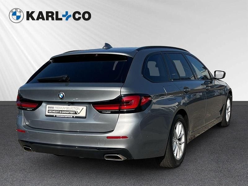 Gebraucht BMW 520 Shadowline 190 PS (139 kW) 2023 Grau Kombi