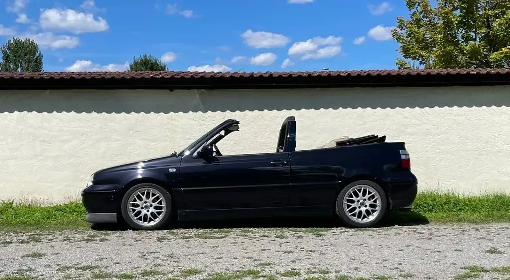 Occasion VW Golf Classicline 116 ch (85 kW) 2001 Noir Cabriolet