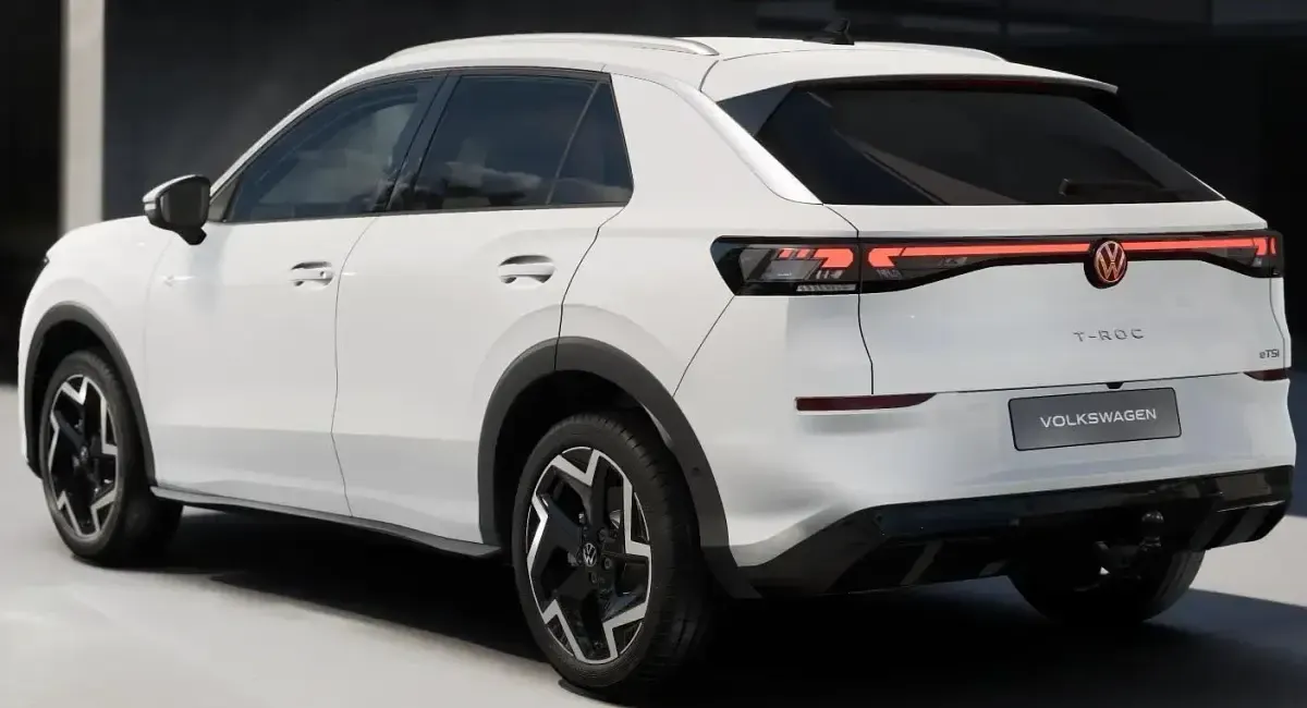Neu VW T-Roc R-line 150 PS (110 kW) 2026 Weiß SUV