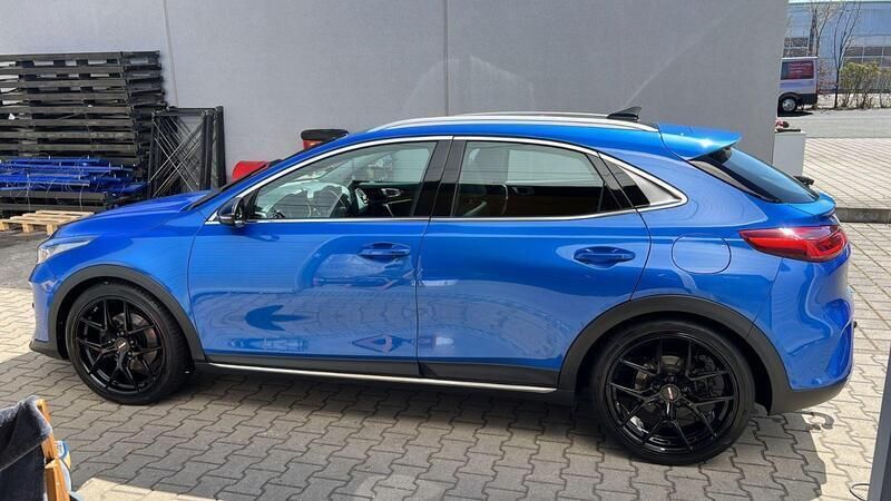 Blau Gebraucht 2021 Kia XCeed Platinum SUV | 20.500 € (Fairer Preis) - Bild 1/4