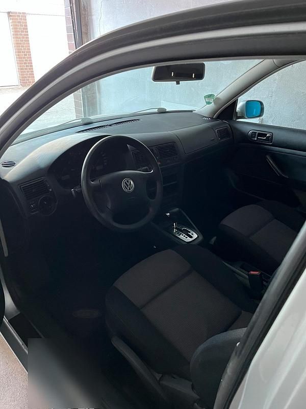 Gebraucht VW Golf IV 110 PS (80 kW) 2002 Silber Kleinwagen