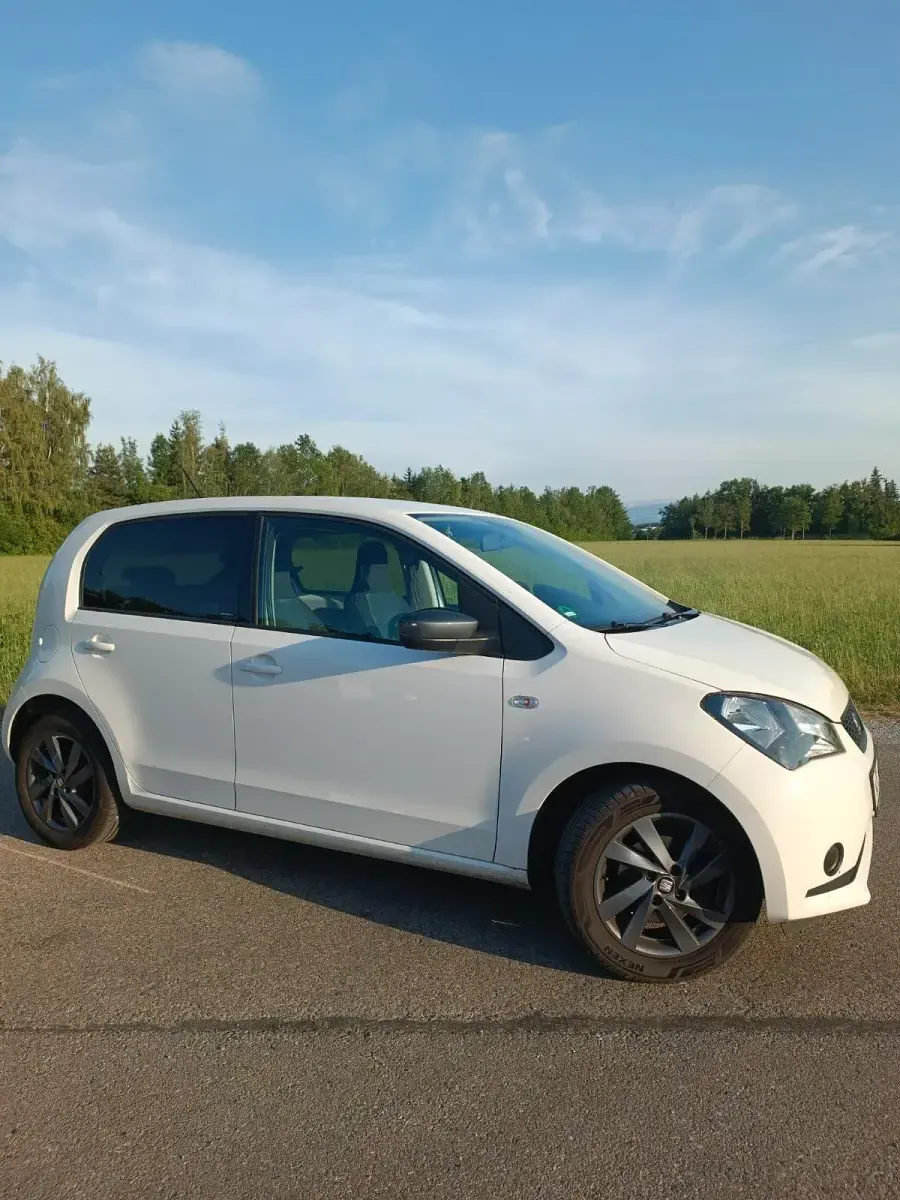 Gebraucht Seat Mii Style 60 PS (44 kW) 2016 Weiß Kleinwagen