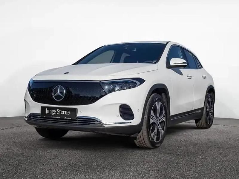 Gebraucht Mercedes EQA250+ Progressive 139 kW (190 PS) 2024 Weiß SUV
