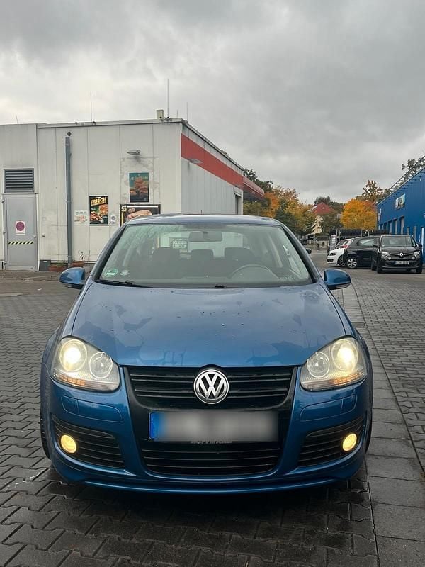 Blau Gebraucht 2008 VW Golf V R-line Coupé | 2.499 € (Guter Preis) - Bild 1/4