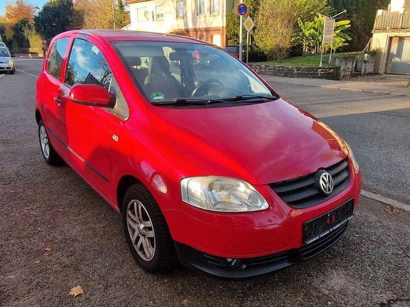 Rot Gebraucht 2005 VW Fox Basis Kleinwagen | 790 € (Superpreis) - Bild 1/4